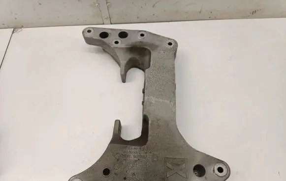 BMW 3 G20 G21 Gearbox mounting bracket 9485335