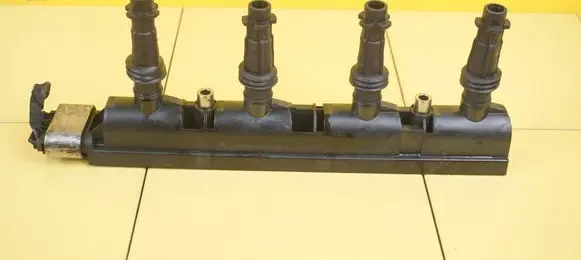 Opel Astra J High voltage ignition coil 413720491 A14NEL