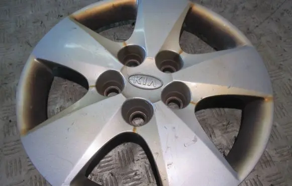 KIA Ceed R15 wheel hub/cap/trim 529601H000