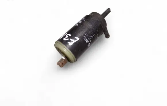 BMW 8 E31 Windscreen/windshield washer pump