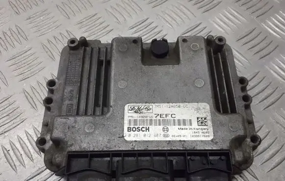 Ford Focus Engine control unit/module ECU 7M51-12A650-UC
