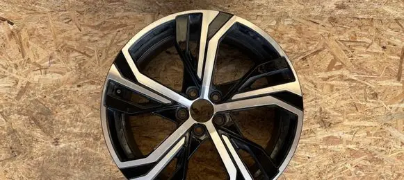 Volvo V60 R19 alloy rim 32271991 C07115