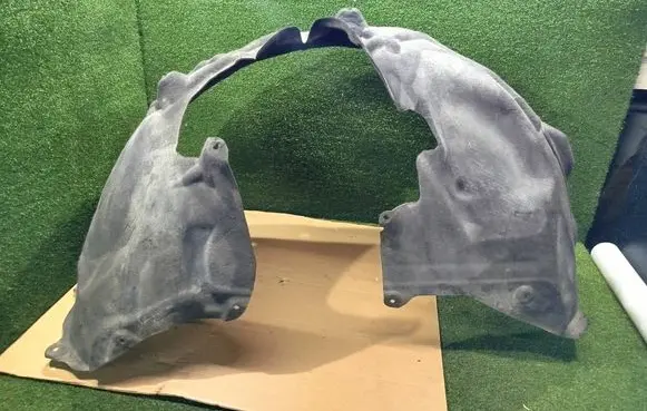 Porsche Cayenne (92A) Front wheel arch liner splash guards 7P5809961F 7P5809961