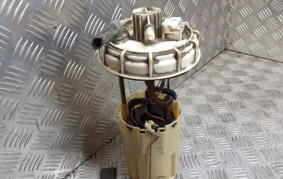 Alfa Romeo 147 Mechanical fuel pump 46478788