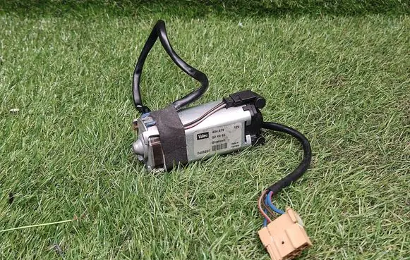 Audi A6 S6 C6 4F Steering column adjust motor 404679 524846