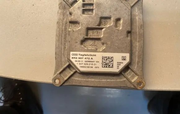Headlight ballast module Xenon