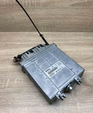 Audi A4 S4 B5 8D Engine control unit/module ECU 028906021CE 0281001425