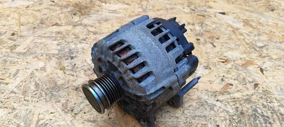 Skoda Octavia Mk3 (5E) Generator/alternator 04E903023K 113123263 2614609D