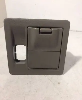 Mazda Xedos 9 Glove box