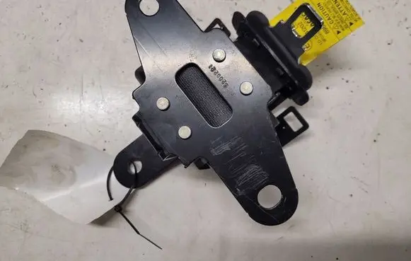 KIA Sportage Middle seatbelt (rear) 898501F200