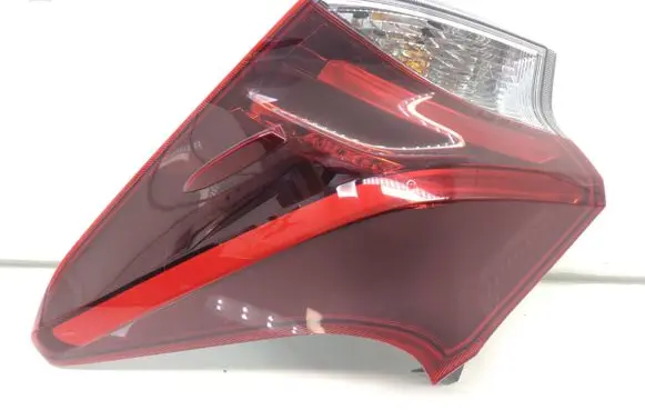 Toyota Auris E180 Rear/tail lights 18672