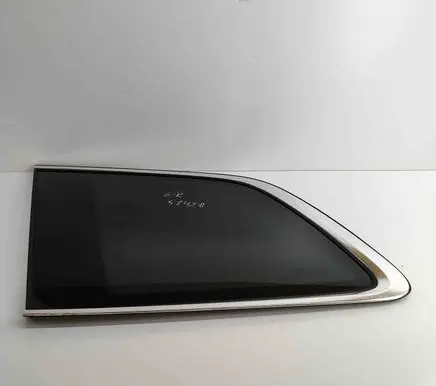 Volvo XC90 Rear side window 31468145