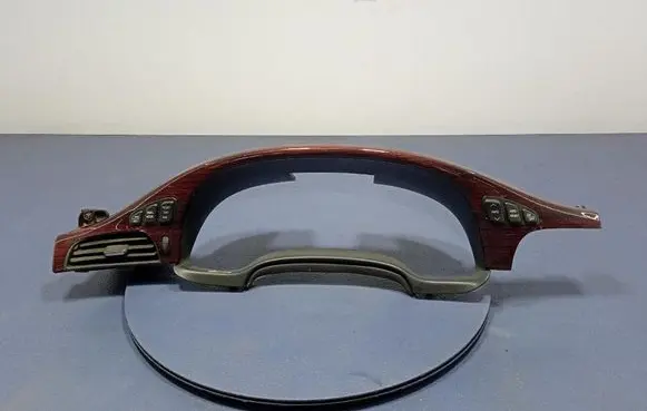 Cadillac DeVille Side skirt rear trim 25671115