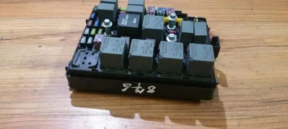 KIA Carens I Fuse box set 02492mak3531 02492mak-3531