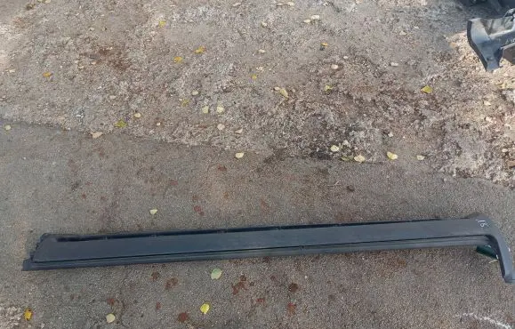 Volvo XC70 Sill 09190882
