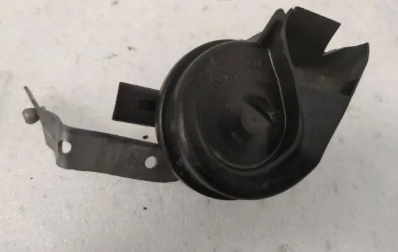 Audi A5 8T 8F Horn signal 8T0951223