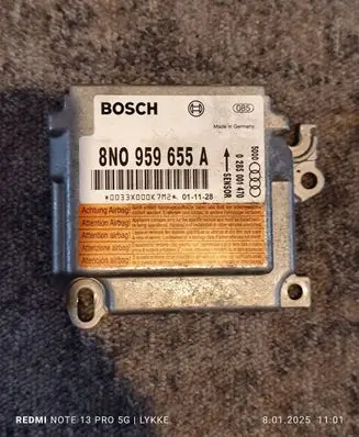 Audi TT Mk1 Airbag control unit/module 8N0959655A 0285001470