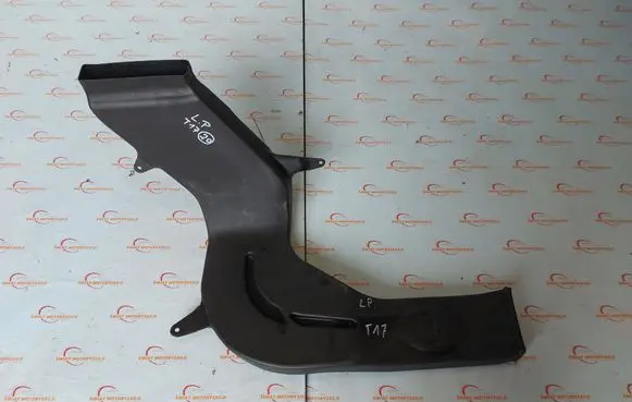 BMW 6 F06 Gran coupe Cabin air duct channel 9113013