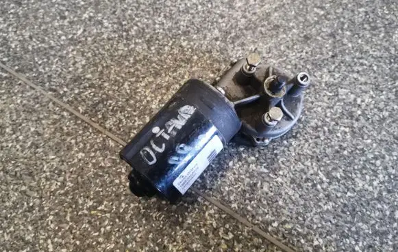 Skoda Octavia Mk1 (1U) Wiper motor
