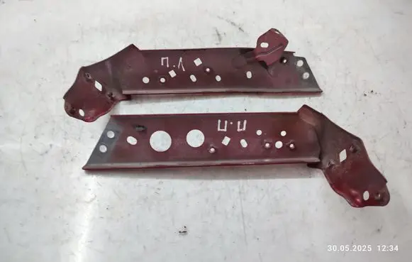 Mazda CX-5 Fender mounting bracket KD5352240