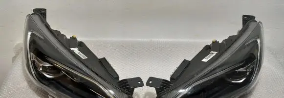 Ford Focus Headlight/headlamp JX7B13E017AF