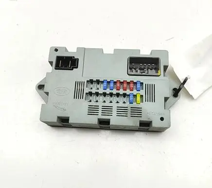 Jaguar XE Fuse module CPLA14Q073AA
