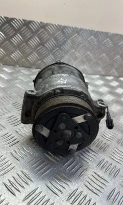 Land Rover Range Rover Sport L494 Air conditioning (A/C) compressor (pump) 9X2319D629DA