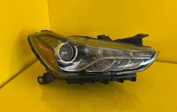 Maserati Ghibli Headlight/headlamp 670106277