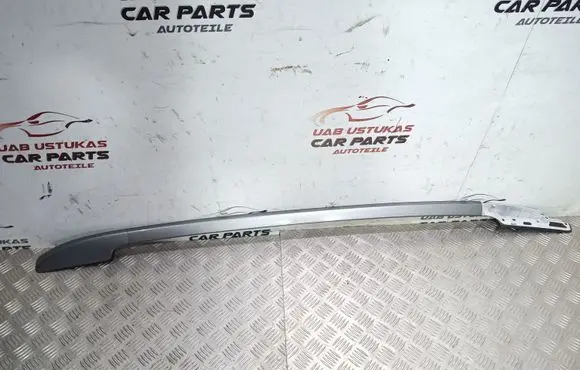 Suzuki SX4 Roof transverse bars on the 