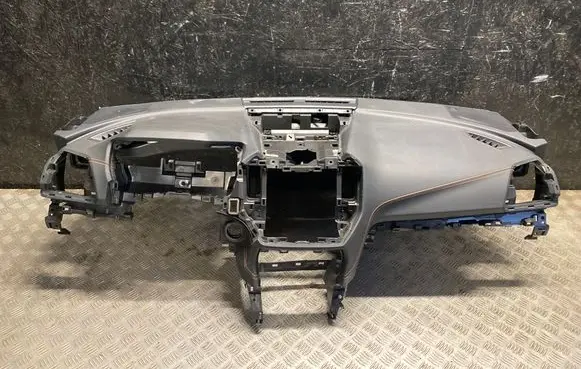 Subaru XV II Dashboard S16600620