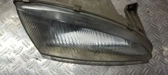 Hyundai Lantra II Headlight/headlamp