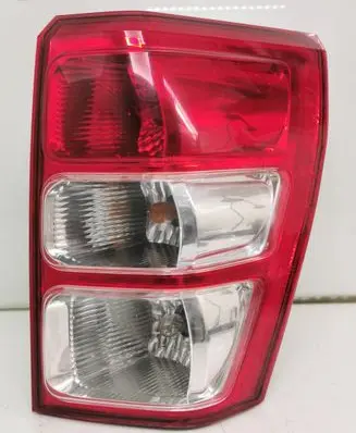Suzuki Grand Vitara II Rear/tail lights 22059079