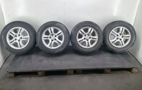 R16 alloy rim