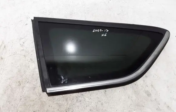 Ford Kuga II Rear side window 2002119