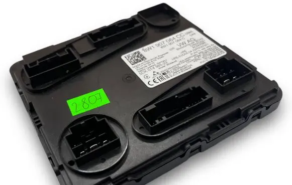 Audi A4 S4 B9 Central body control module S2807 8W1907064C