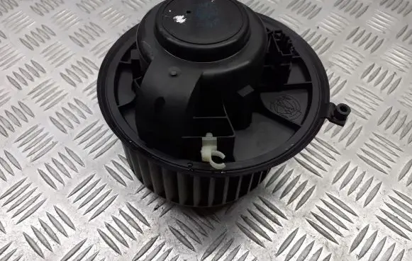Alfa Romeo 159 Front door blower motor 52407597