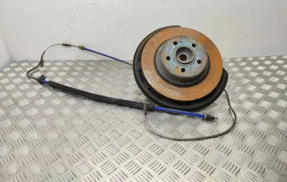 Mercedes-Benz GLK (X204) Rear wheel hub