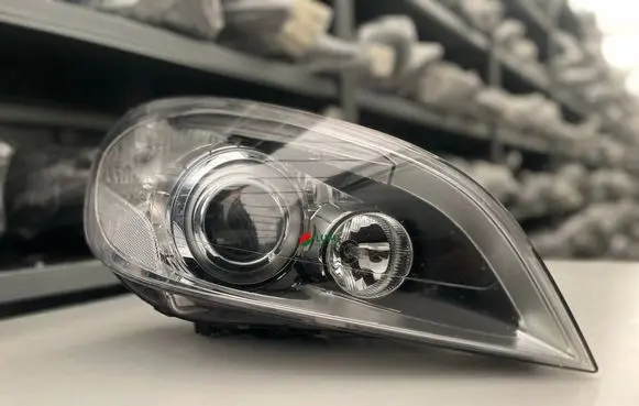 Volvo V60 Headlight/headlamp 31299991