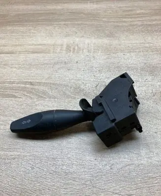 Ford Focus Indicator stalk 98AG13335AE