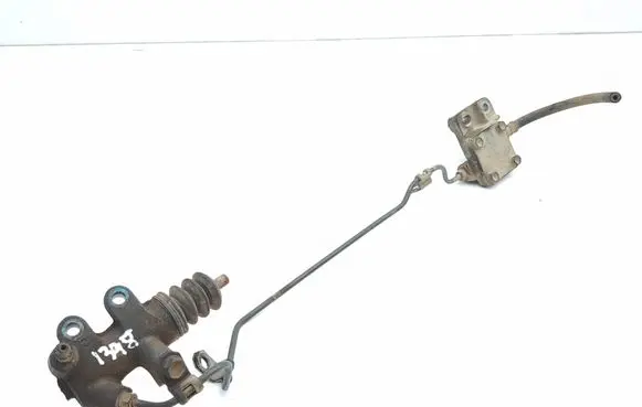 Lexus IS 220D-250-350 Clutch master cylinder 