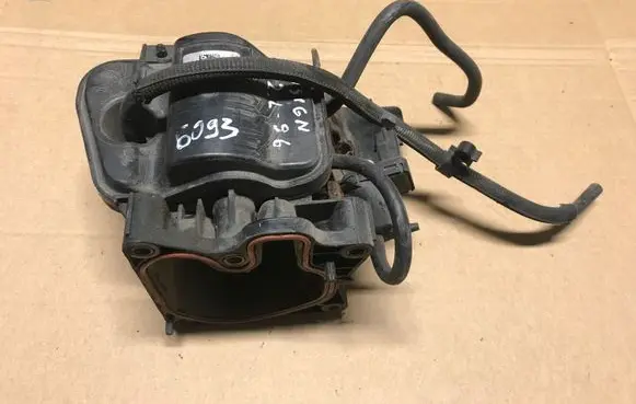 Opel Insignia A EGR valve cooler 55562824