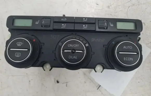 Volkswagen Touran I Climate control unit