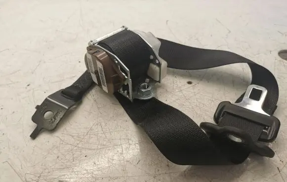 Jeep Grand Cherokee Rear seatbelt 5ME41DX9AA