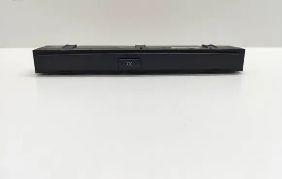 BMW 5 E60 E61 DTC switch 6948128 6948128AI01