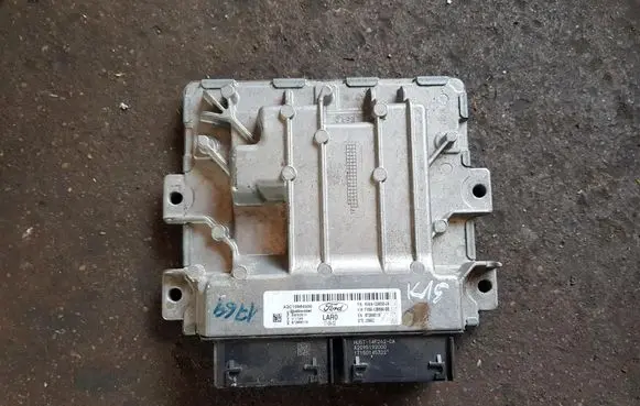 Ford Kuga II Engine control unit/module ECU FV6A12B684-BB
