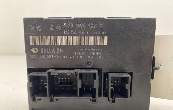 Audi A3 S3 8P Comfort/convenience module 8P0959433B