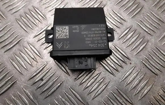 Citroen DS7 Crossback Light module LCM 9830425480