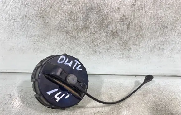 Mitsubishi Outlander Fuel tank filler cap 