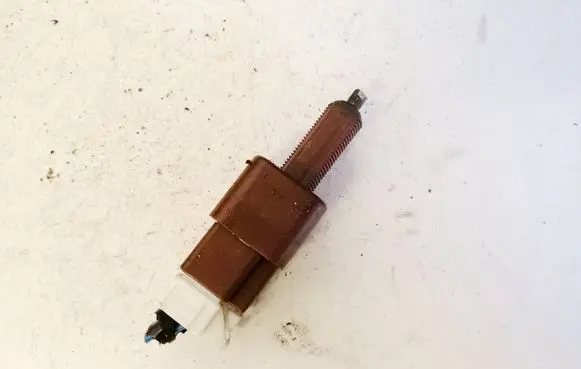 Nissan Note (E11) Brake pedal sensor switch