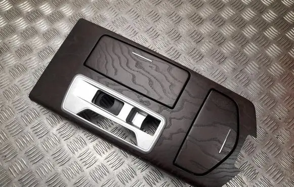 Maserati Ghibli Center console 670011349
